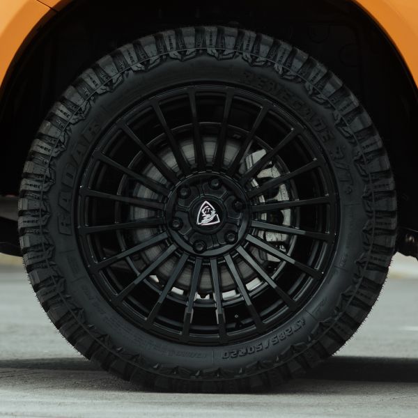 20 x 9.5 Predator Iconic Alloy Wheel and Tyre Package - Tyre Options